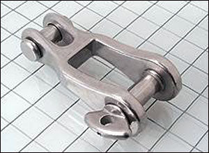 Halyard Shackle, Inv Cast, 1/4 inch(6mm) Wire